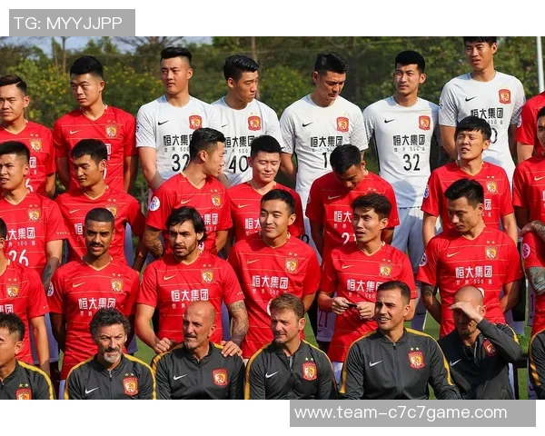 广州恒大足球赛门票热销中球迷们快来抢购体验激情赛事的机会