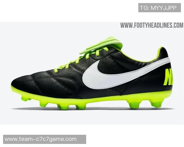 限量版耐克足球鞋震撼上市专为追求极致性能与时尚的你打造